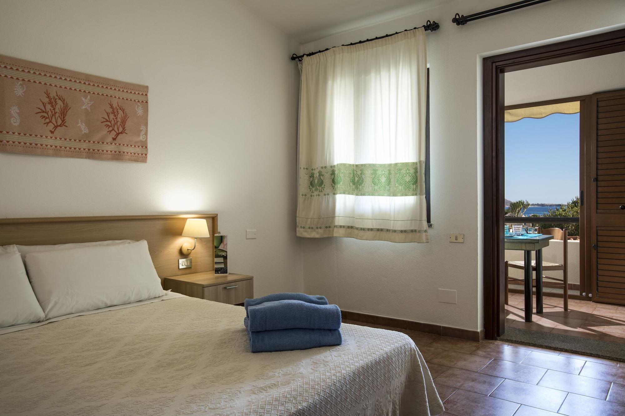 Cormoran Residence Villasimius Exteriör bild