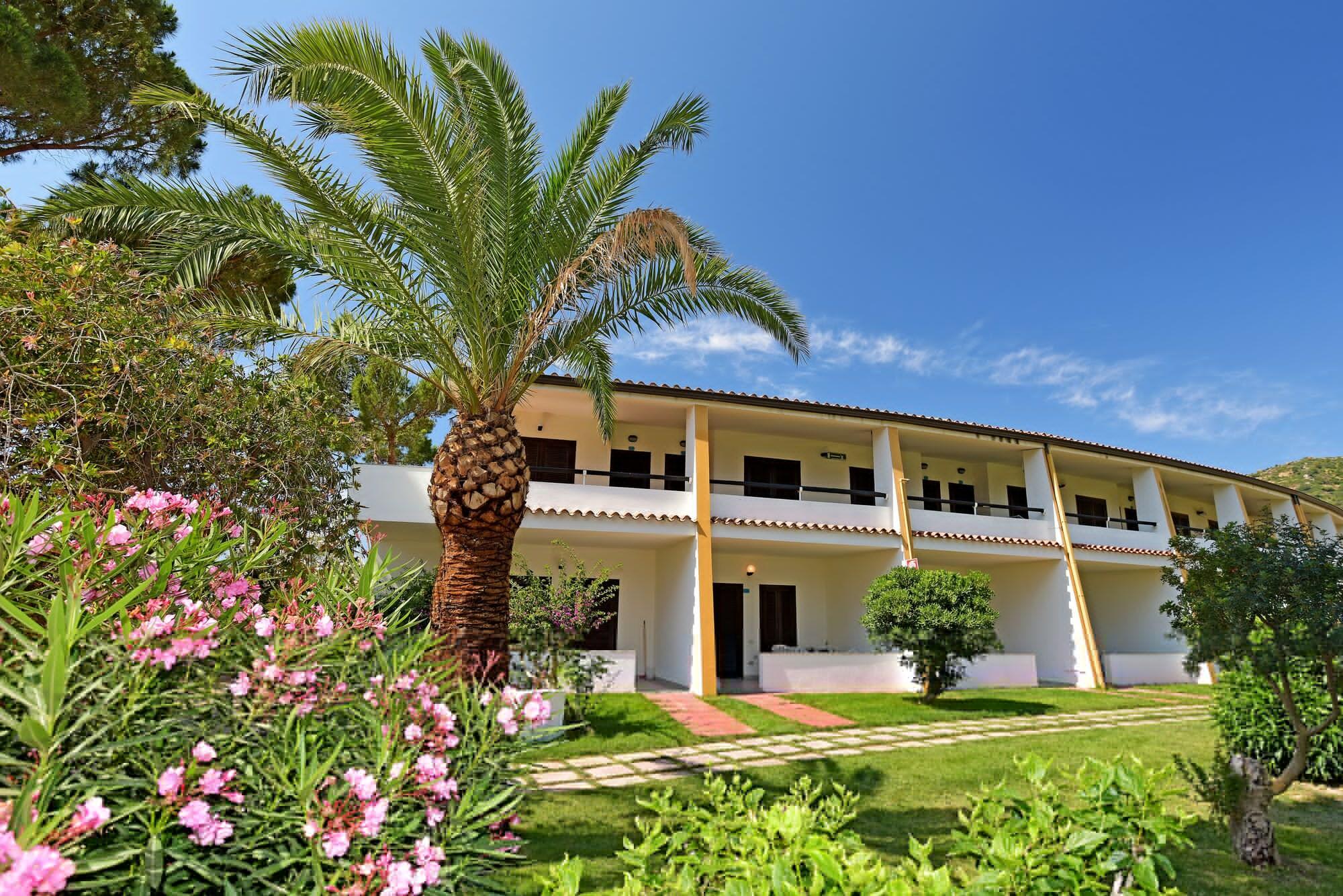 Cormoran Residence Villasimius Exteriör bild